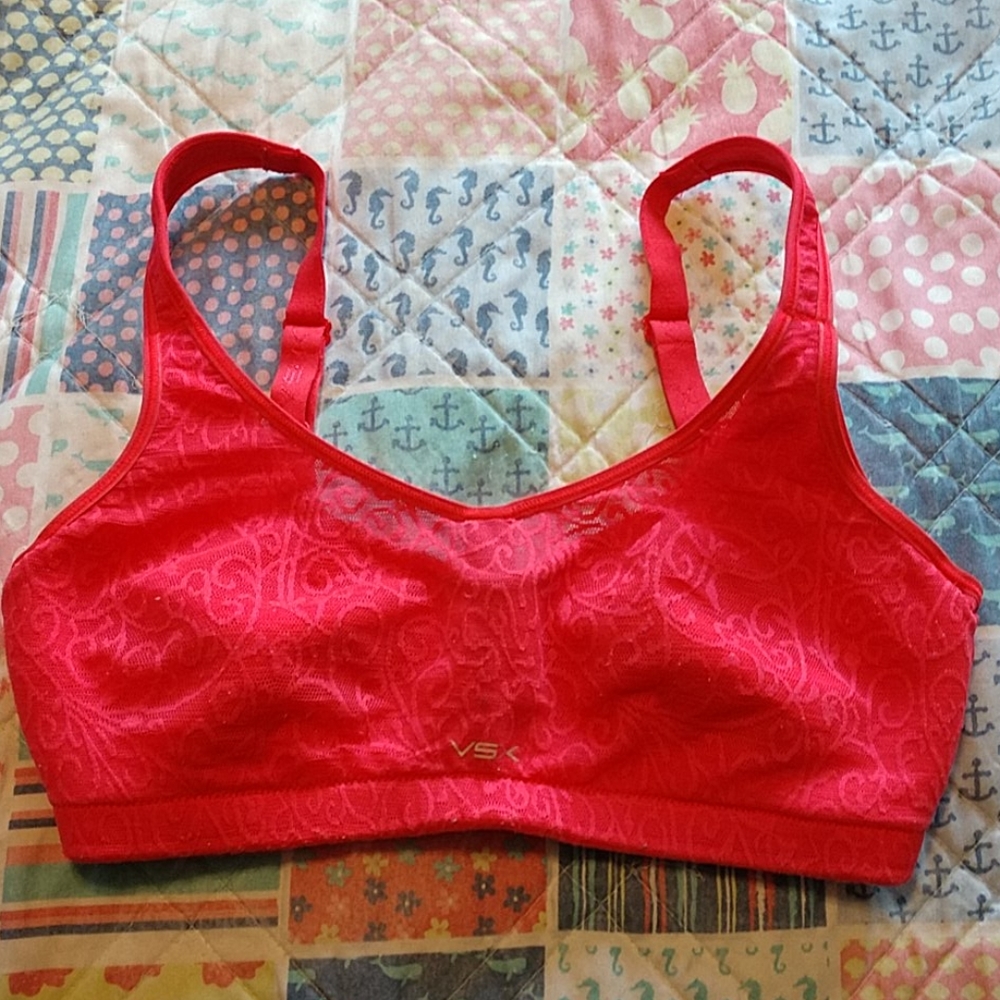 2 Sport's Bra's - Picture 2 of 11